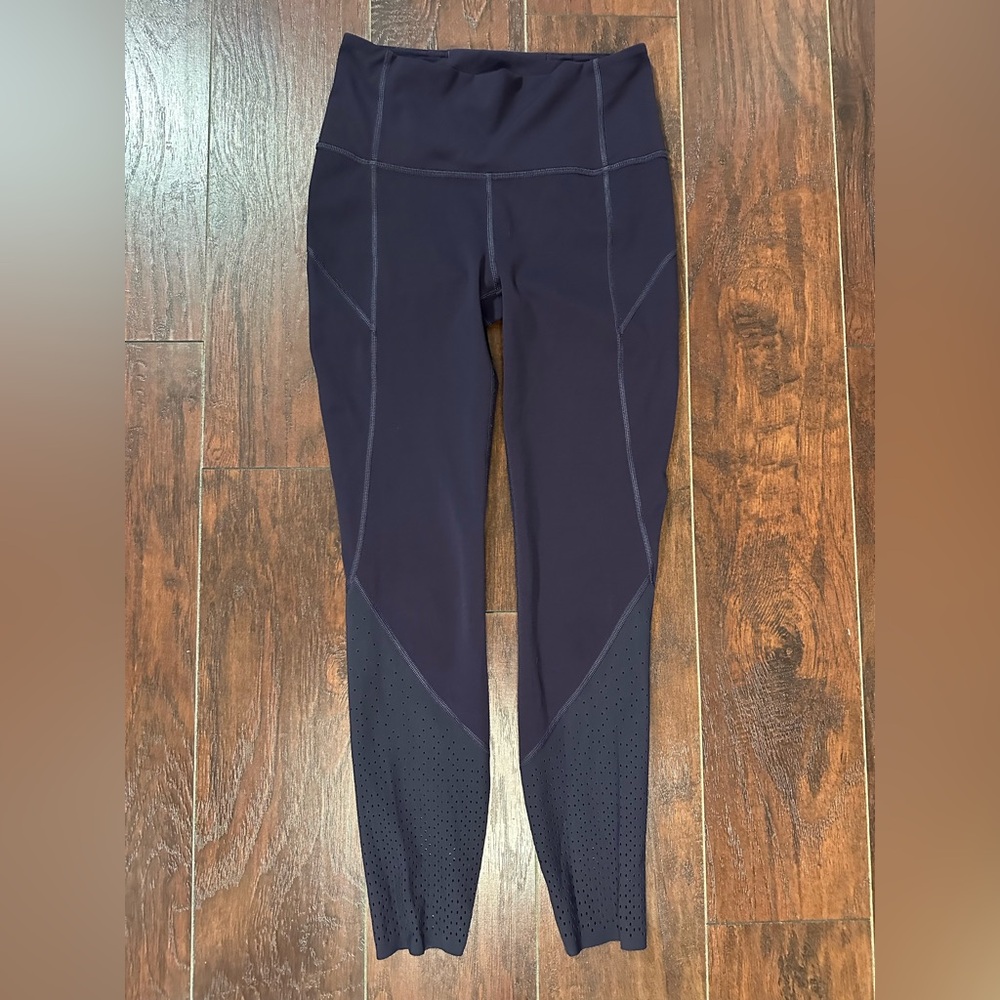 Lululemon Anew Size 6 HighRise 25” Black Grape